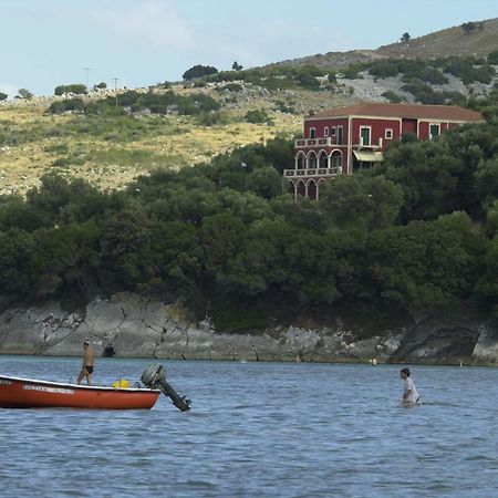 Apraos Bay Hotel Экстерьер фото