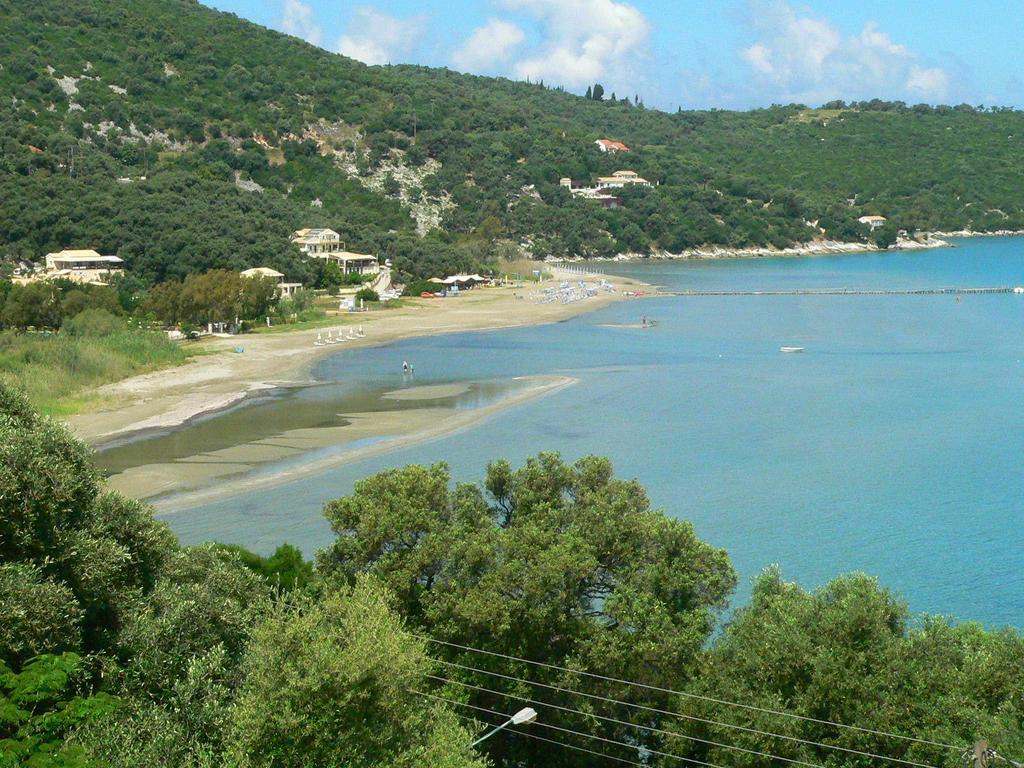 Apraos Bay Hotel Экстерьер фото