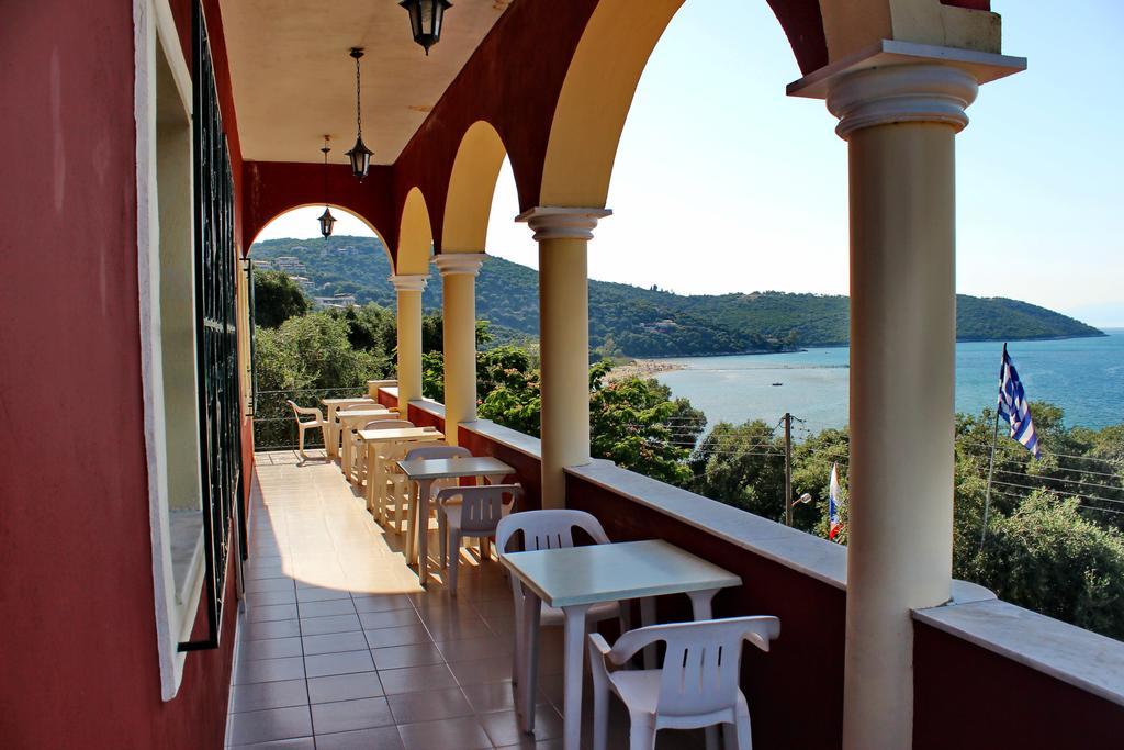 Apraos Bay Hotel Экстерьер фото