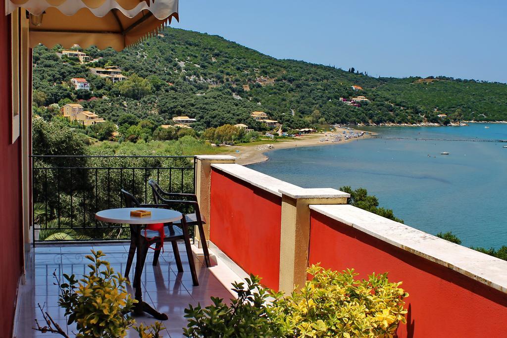 Apraos Bay Hotel Экстерьер фото