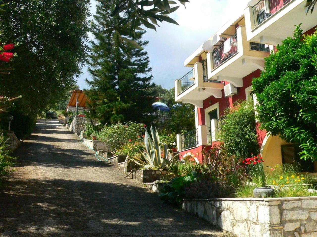 Apraos Bay Hotel Экстерьер фото