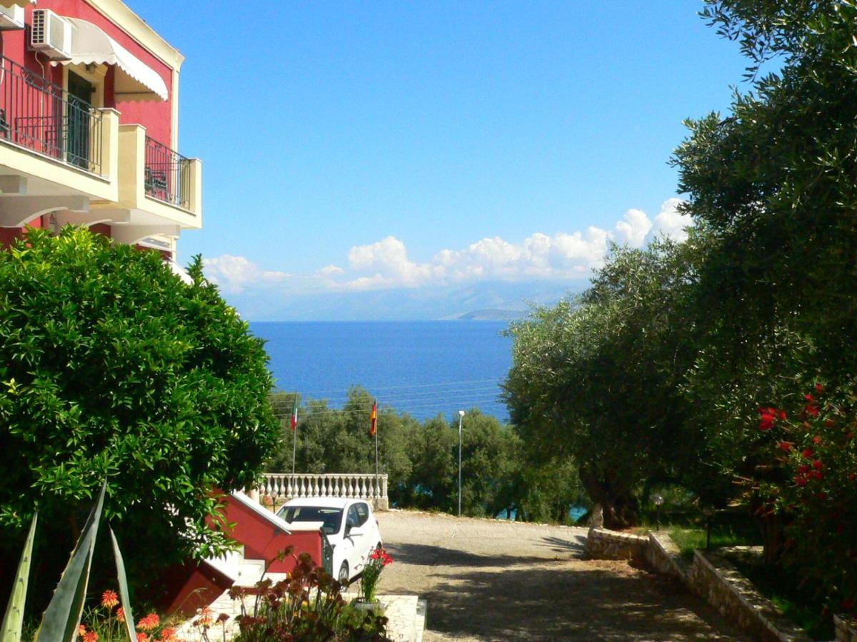 Apraos Bay Hotel Экстерьер фото